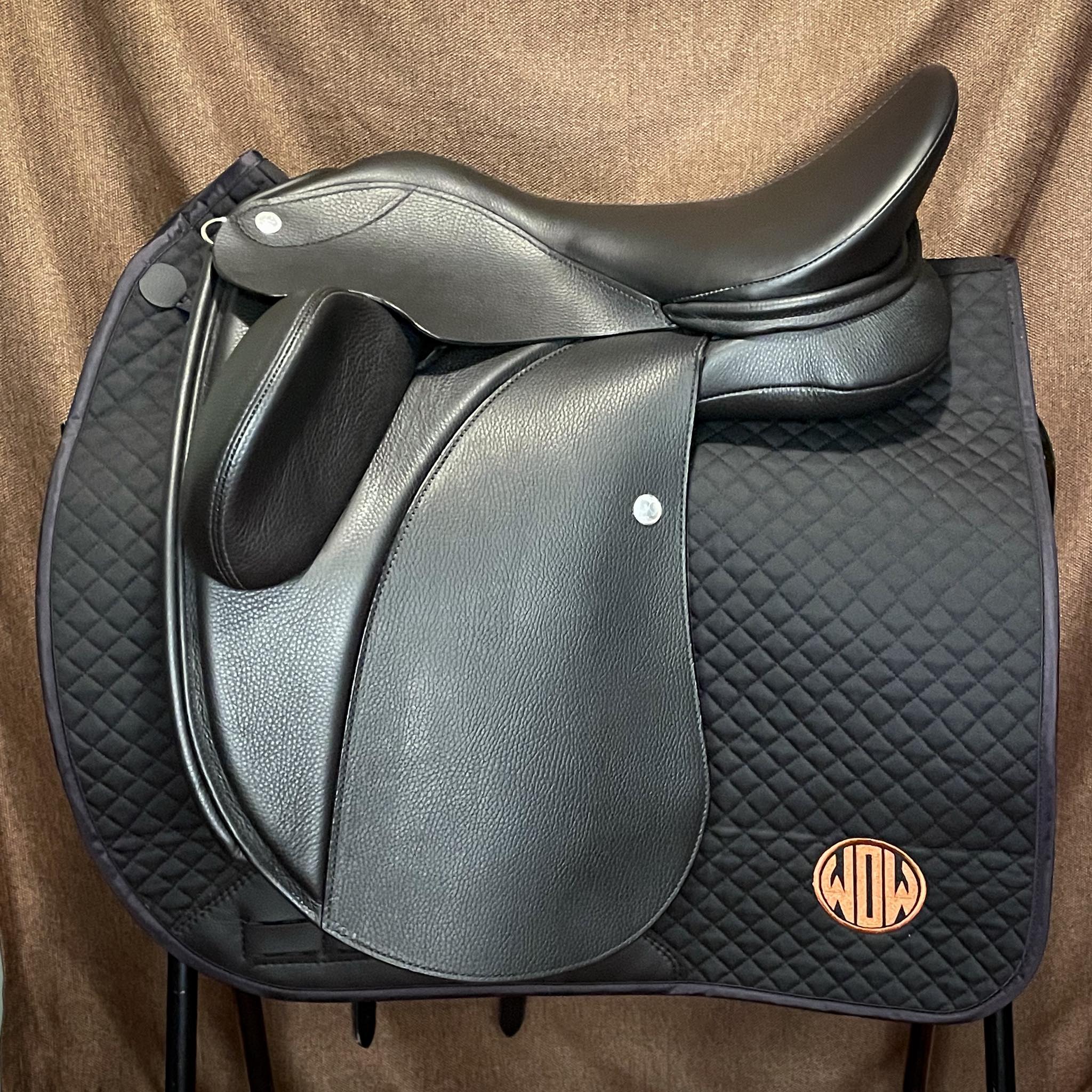Duskin Dressage Saddle