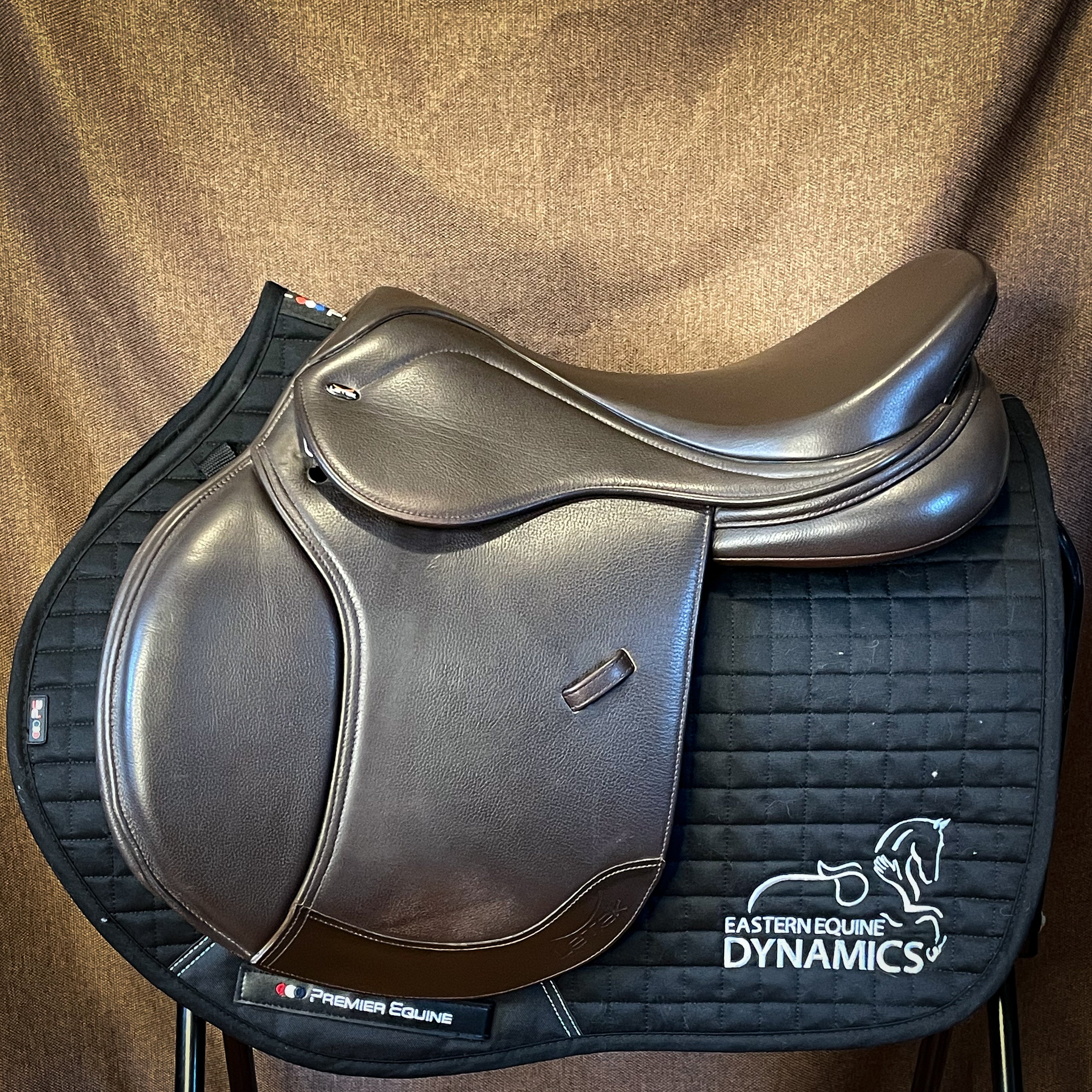 Letek Jump Saddle