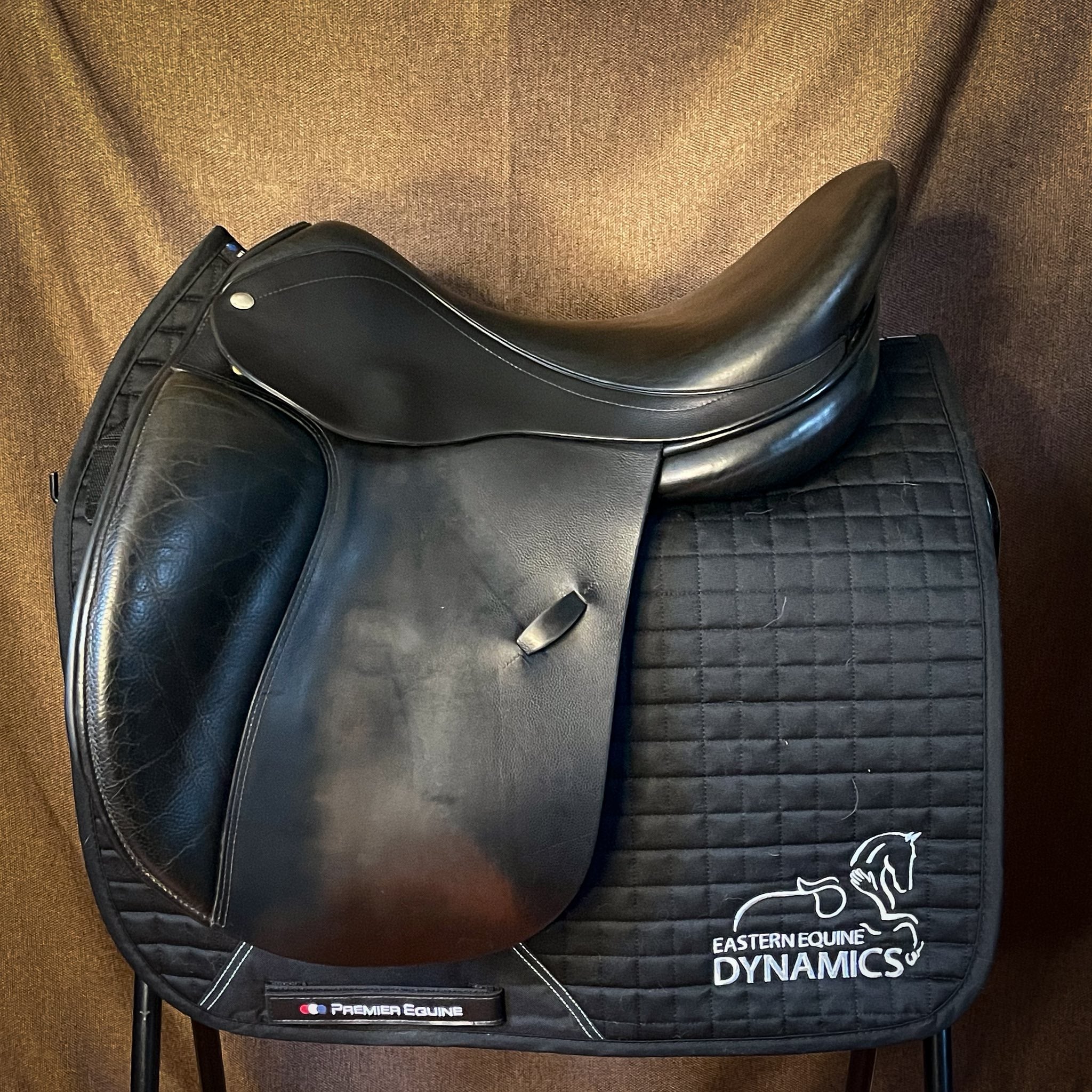 Ridgemount Dressage Saddle